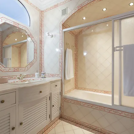 Ethos Bertolina Wellness Urban Living 3* البوفيرا