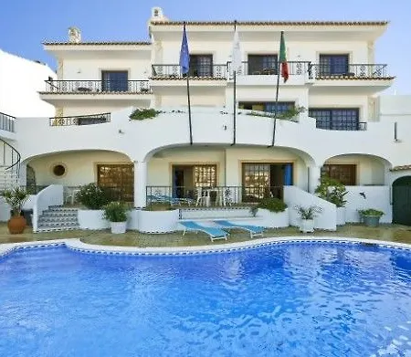 Bertolina Gæstehus Albufeira